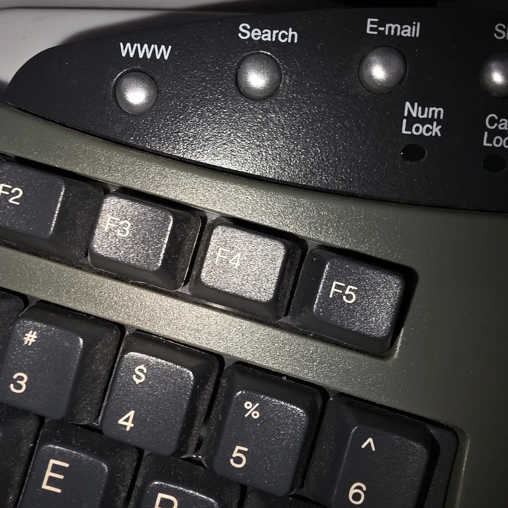 Fellowes‎ Microban Split Ergonomic Wired USB Keyboard KU-9938 Gray Black 98915